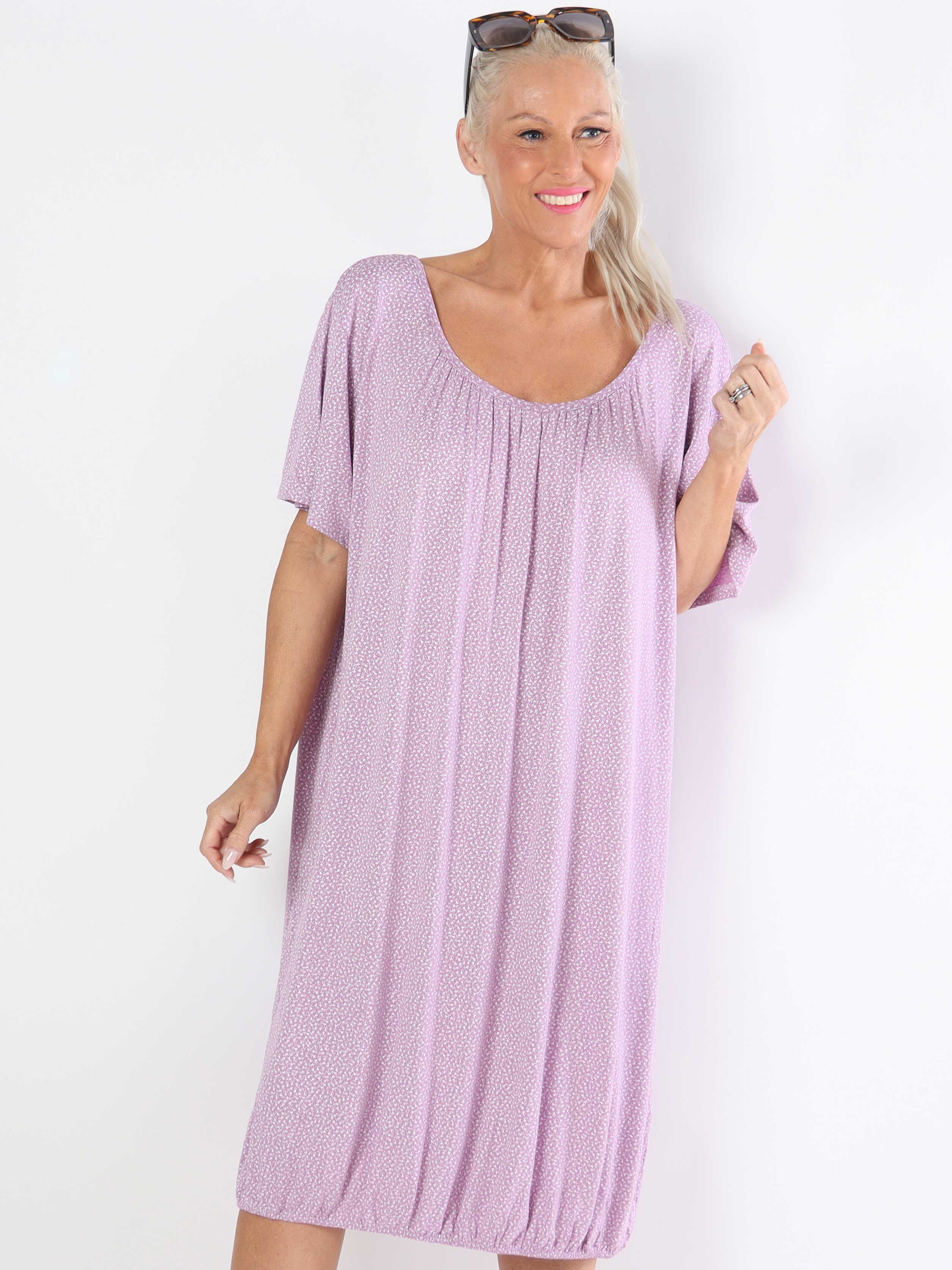 Miracle Flower Dress - Plus size kjole i viskose med elastik forneden